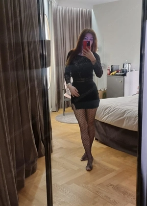 LAVIVINA  elegante und aufgeschlossene Geliebte Privat Besuche und Hotel Bild 3