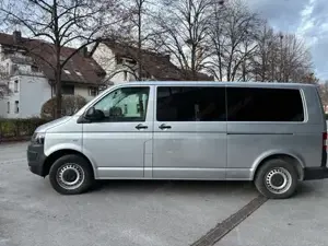 VW T5 Rentnerfahrzeug Kleinbus Bild 3