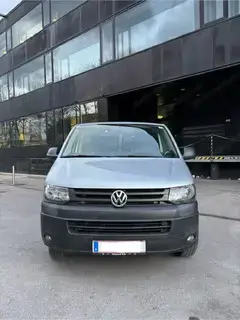 VW T5 Rentnerfahrzeug Kleinbus Bild 6