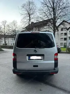 VW T5 Rentnerfahrzeug Kleinbus Bild 10