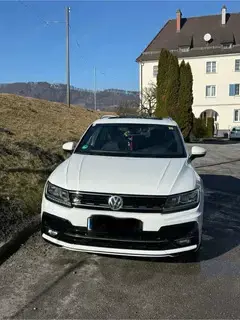 Volkswagen Tiguan 2.0 TDI DSG   Pickerl neu   190 PS  8-fach bereift Bild 5
