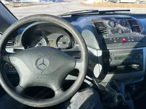 Mercedes Benz Vito Vito 115 CDI 4MATIC Kompakt DPF Aut. Mixto Bild 3