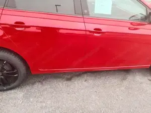 Verkaufe VW Polo 1.0 Sondermodell Beats  Bild 5