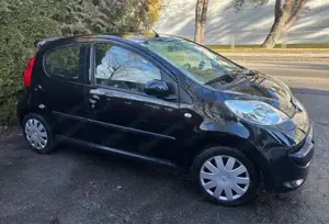 Peugeot 107 Bild 3
