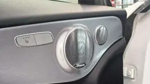 Mercedes-Benz C 300 Bild 14