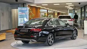 Mercedes-Benz E 220 Bild 6