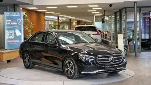 Mercedes-Benz E 220 Bild 3