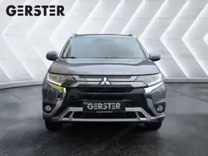 Mitsubishi Outlander Bild 2