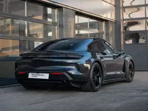 Porsche Taycan Bild 6