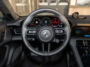 Porsche Taycan Bild 20