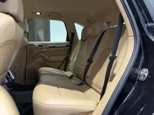 Porsche Cayenne Bild 10