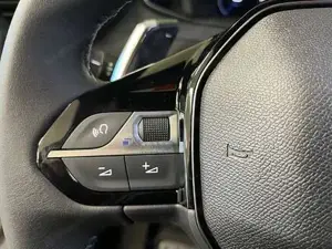 Peugeot 2008 Bild 18