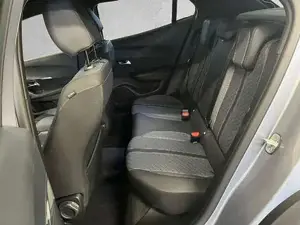 Peugeot 2008 Bild 7
