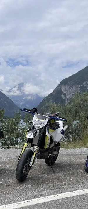 Husqvarna 701 Supermoto Bild 5