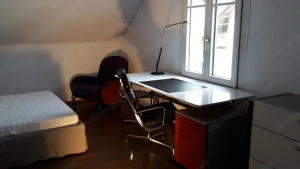 Zeitgeist im Dachgeschoß    Bild 9