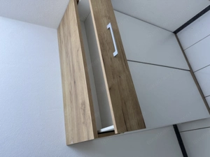 Moderne Kommode weiß & Eiche in top Zustand Bild 3