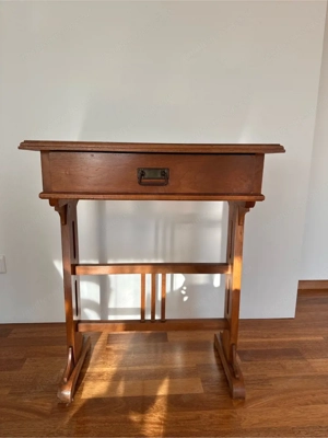 Vintage Nachttisch aus Holz