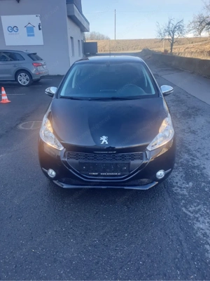 peugeot 208 Bild 5
