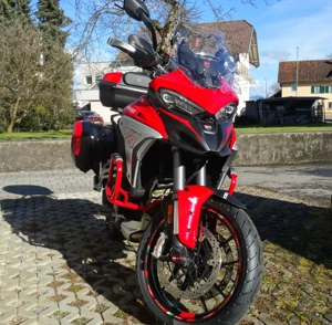 Ducati Multistrada V4 S, wenig km, TOP-Zustand Bild 6