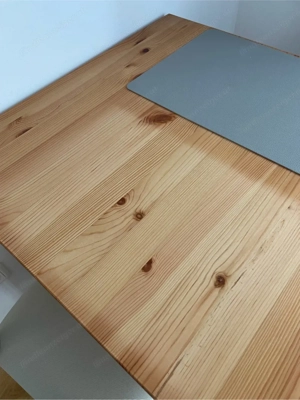 Kleiner Tisch mit zwei Stühlen Bild 3