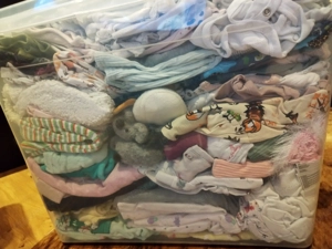 Kleidungspaket Neugeboren bis 68 Bild 2