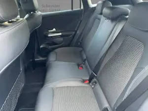 Mercedes-Benz GLA 200 d 4MATIC Night KAM ParkAss. ACC SpurH Bild 12