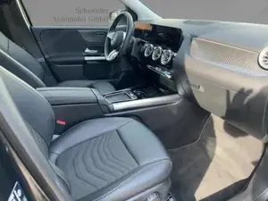 Mercedes-Benz B 180 d W-Paket Navi KAM SpurW ParkAss. SpurH Bild 6