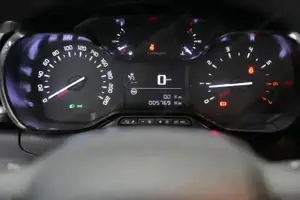 Citroen C3 1.2 PureTech 82 You (EURO 6d) PDC SpurH LED Bild 4