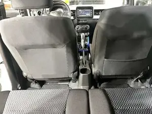 Suzuki Ignis Bild 20