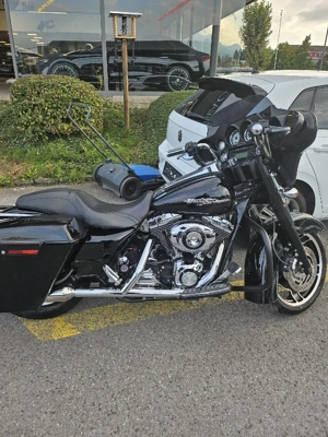 Harley Davidson Street Glide   US Import Bild 2