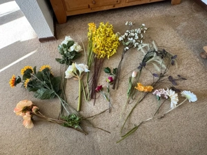 Diverse Kunstblumen Bild 4