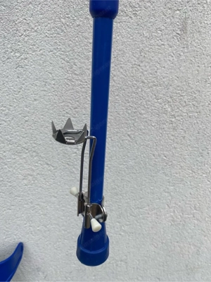 Krücken mit Spikes - rutschfest Bild 2