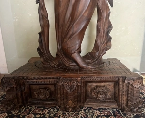 Balinesische Legong Tänzerin handgeschnitzt 1,5m Höhe 40er Jahre  Bild 10