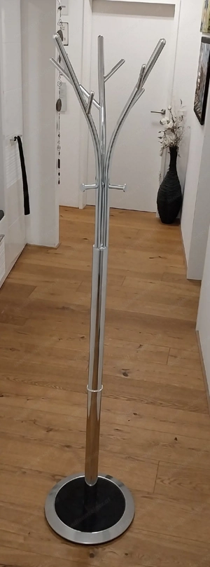 Kleiderständer Bild 2