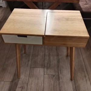 Schminktisch bzw. Schreibtisch Bild 4