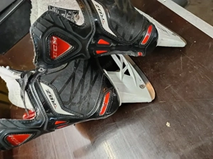 Eishockey, Eislaufschuhe 42 Bild 2
