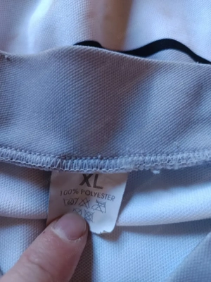 Eishociey, VEU Dress Bild 3