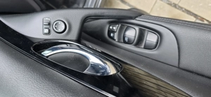 Verkaufe NISSAN QASHQAI- Tekna Connect  Bild 9