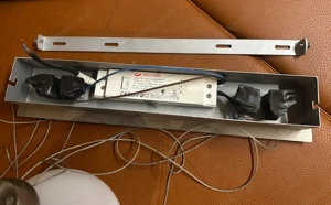 Pendel-Hängeleuchte mit 2 Leuchten   LED   zu verschenken Bild 3