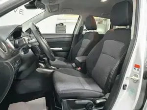 Suzuki Vitara Bild 9
