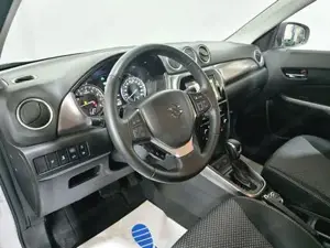 Suzuki Vitara Bild 7