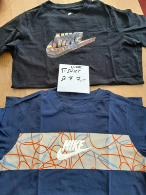 NIke T-Shirt Jungen. ab Gr. 147