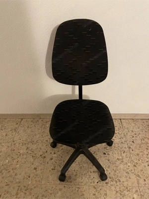 Schreibtischstuhl zum Verschenken Bild 2