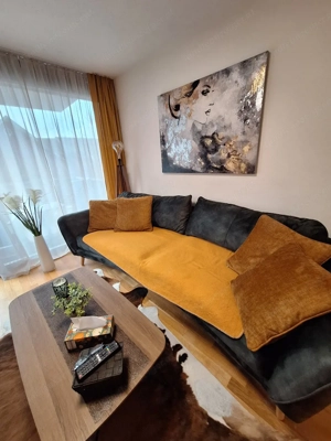 Bigsofa in der Farbe moosgrün Bild 2