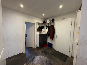 Wohnen wie im Haus: 3-Zimmer-Gartenwohnung mit Top-Ausstattung Bild 7