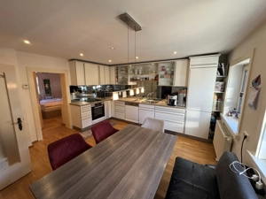 Wohnen wie im Haus: 3-Zimmer-Gartenwohnung mit Top-Ausstattung Bild 4