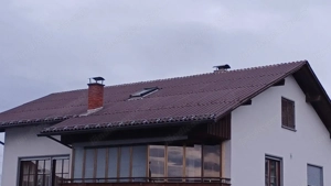 Hausdach abzugeben wegen Umbau, wurde 2003 neu gemacht. 