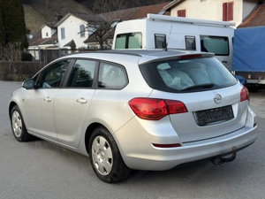 Opel Astra Kombi 1.7 Diesel Bild 4