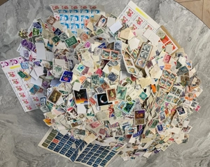 Briefmarken aus aller Welt Bild 2