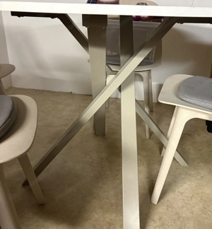  Esstisch + 4 Stühle  Bild 4